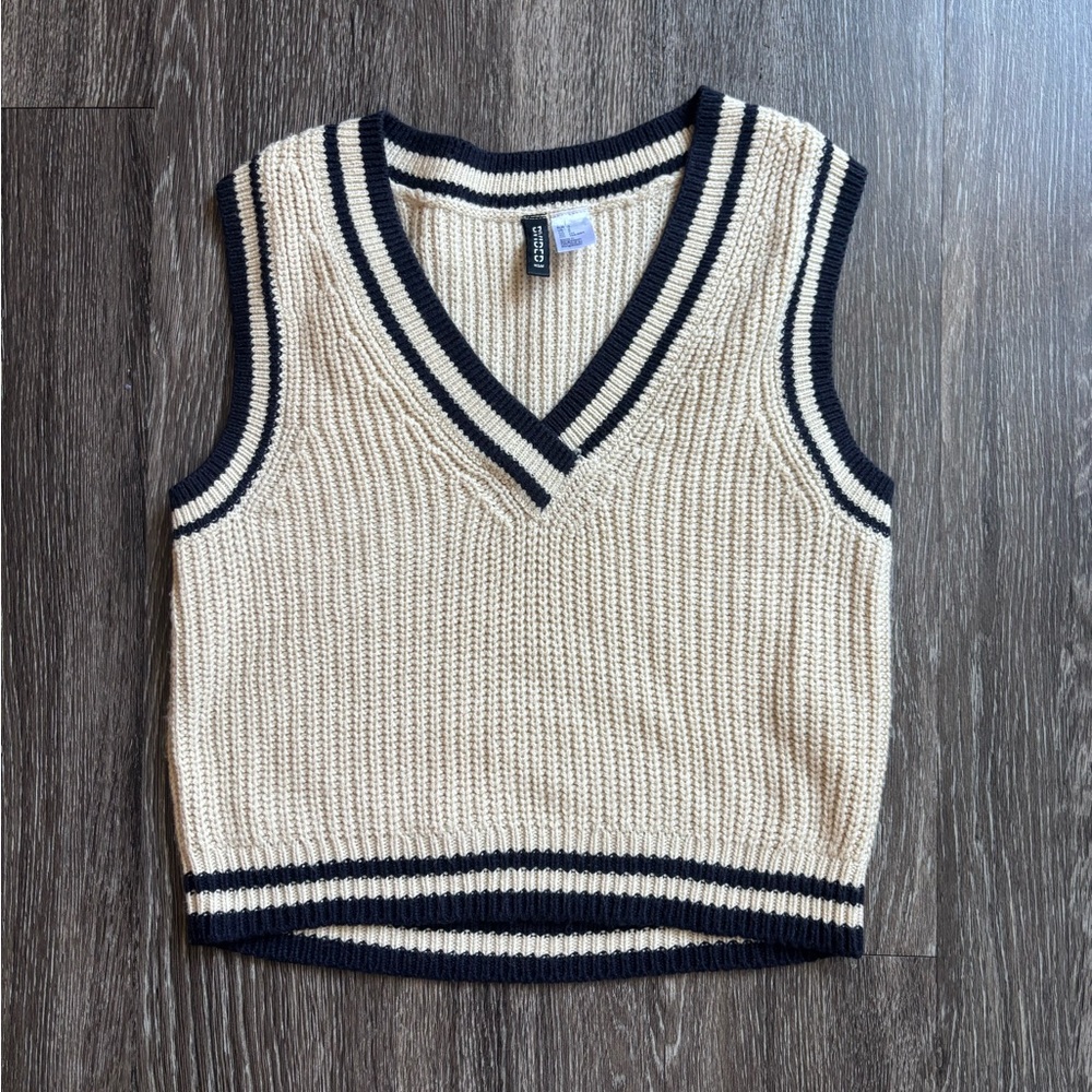 Divided Cream and Black V-Neck Sweater Vest